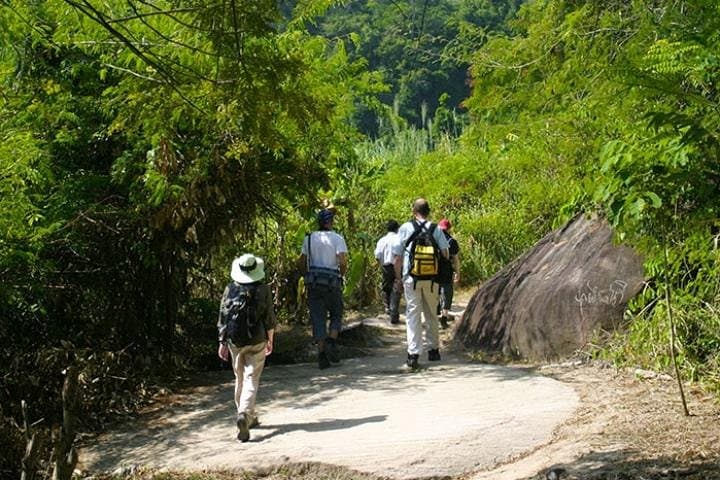 Kbal Spean, Banteay Srei & Grand Circuit: Full-Day Private Siem Reap Temple Hike photo 6