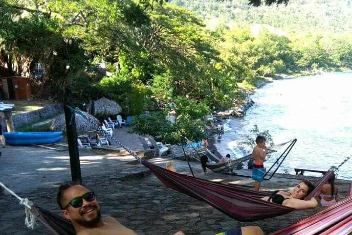 Exploring Nicaragua’s Laguna de Apoyo and Masaya Volcano: A Day of Water, Lava, and Local Culture
