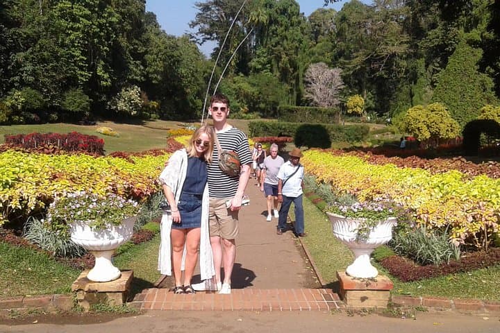 Nuwara Eliya & Kandy: 2-Day Private Hill Country Tour with Kelani River Rafting photo 4