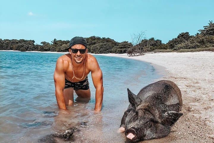 Pig Island Speed-Boat Trip from Koh Samui — Snorkel, Kayak & Pig Beach photo 3