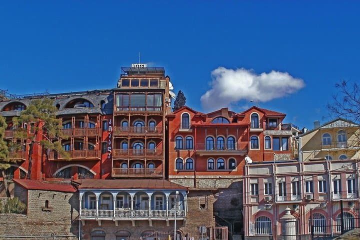 Tbilisi Private 6-Hour Tour: Old Town, Sameba Cathedral & Mtatsminda Park photo 2