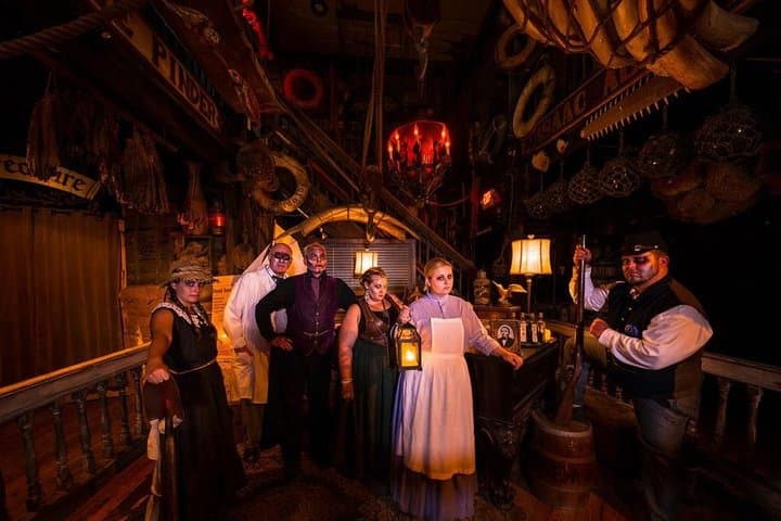 Key West Ghosts and Gravestones Trolley Tour: Haunted Old Town Night Ride photo 6