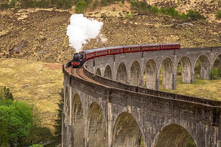 6-Day Outer Hebrides & Isle of Skye Tour with Optional Jacobite Steam Train photo 5