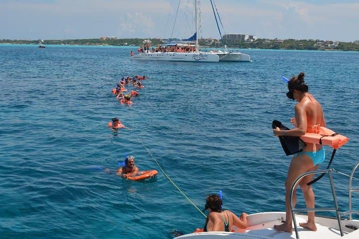 Isla Mujeres Catamaran: All-Inclusive Day Cruise from Cancun photo 3