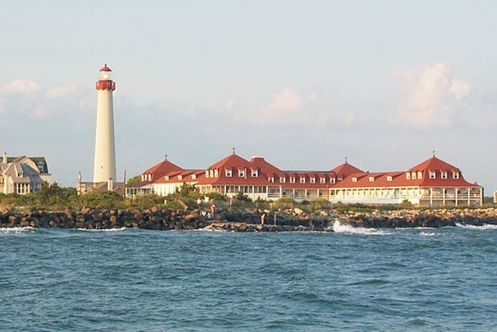 Grand Lighthouse Tour from Cape May — Delaware Bay Offshore Lighthouse Cruise