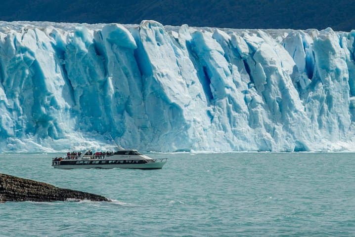 Perito Moreno Glacier Walkways and Boat Navigation from El Calafate photo 3