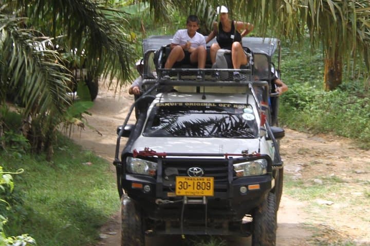 Off-Road 4x4 Island Escape: Koh Samui Jungle, Markets & Silver Beach