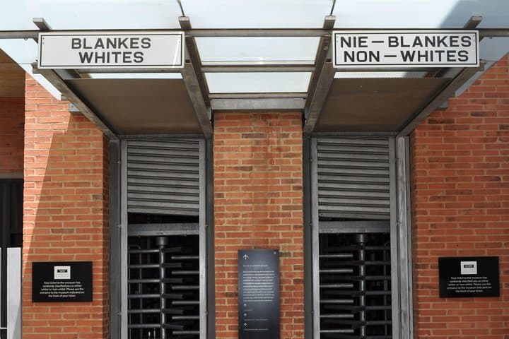 Johannesburg Experience: Apartheid Museum, Constitution Hill & City Highlights photo 3