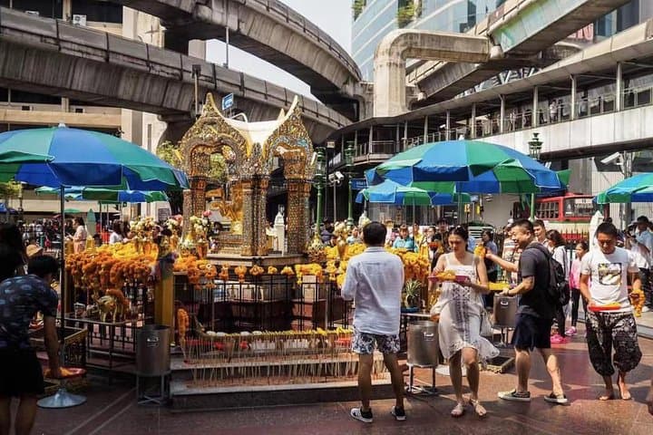 Half-Day Bangkok Shrines Walk & Food Tour — Street Food, Shrines & Local Life photo 6