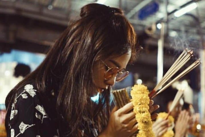 Half-Day Bangkok Shrines Walk & Food Tour — Street Food, Shrines & Local Life photo 4