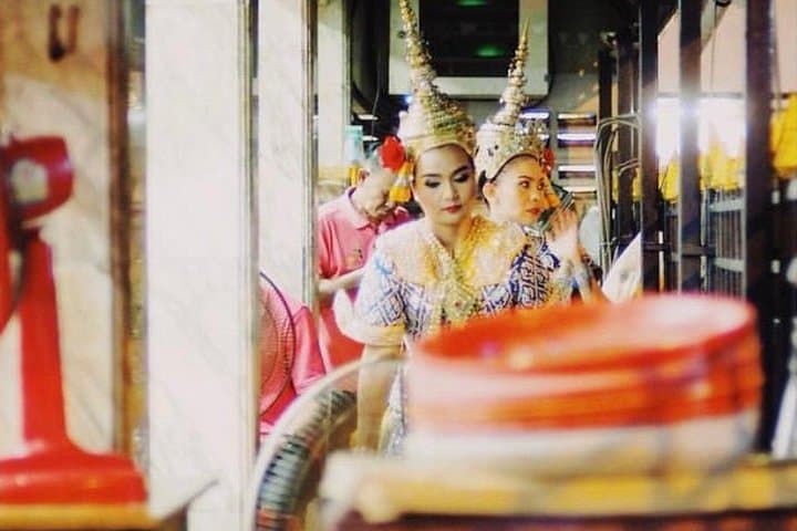 Half-Day Bangkok Shrines Walk & Food Tour — Street Food, Shrines & Local Life photo 5