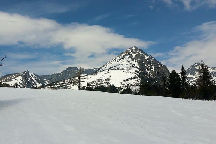 Winter High Tatras: Snow Hiking, Skiing & Thermal Baths from Kosice photo 4