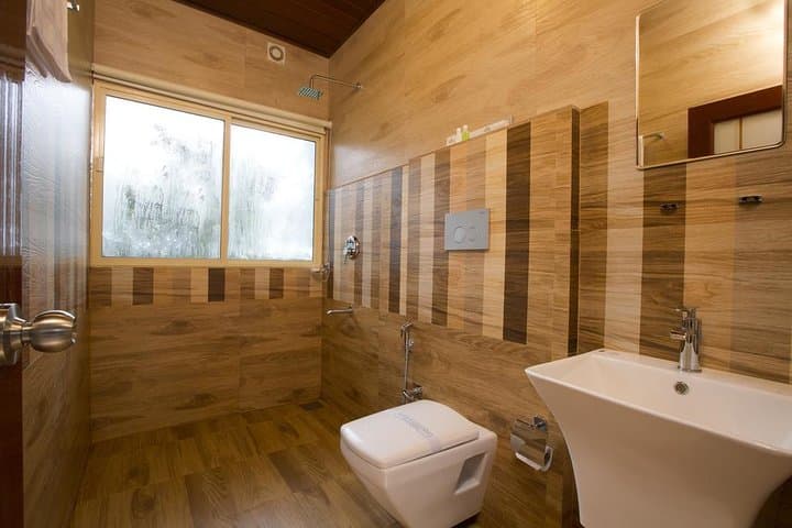 Treehouse Stay in Munnar: Eco-Friendly Tea-View Retreat with Adventure Activities photo 4
