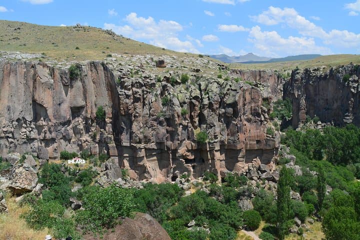 Cappadocia Green Tour: Ihlara Hike, Selime Monastery & Derinkuyu Underground City Day Trip