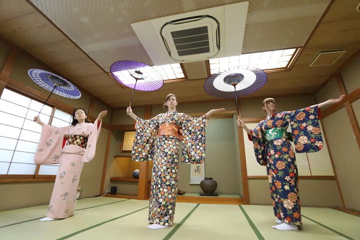 Move Like Noh: Japanese Dance & Kimono Experience in Yokohama photo 6