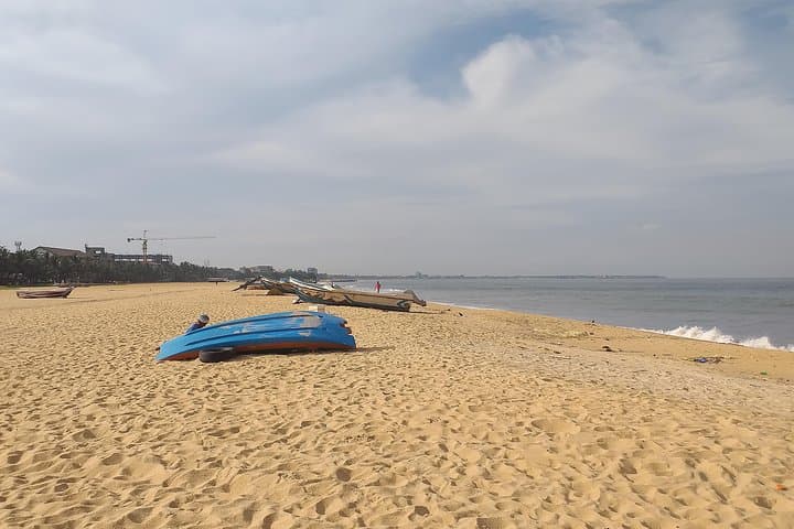 Colombo Day Trip from Negombo: Private City Tour with Licensed Chauffeur-Guide photo 6