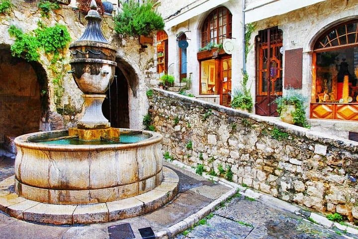 Provençal Countryside Day Tour from Nice: Grasse, Gourdon, Gorges du Loup & Saint-Paul-de-Vence photo 4