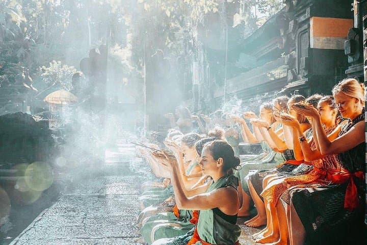 Private Full-Day Tanah Lot, Tirta Empul & Kanto Lampo Waterfall Tour from Ubud photo 3