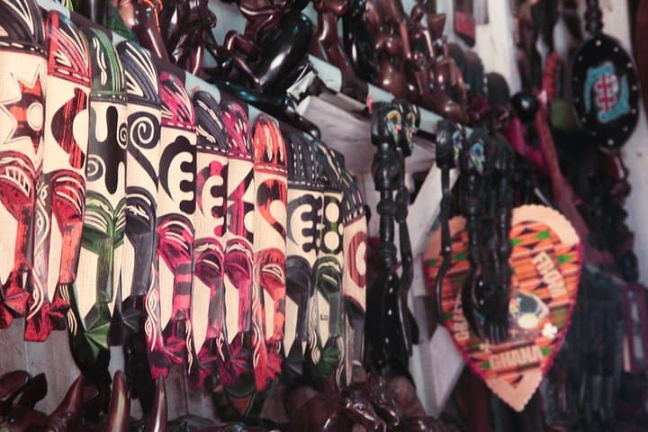 Accra Shopping Experience Tour: Bargains, Shea Butter & Local Crafts photo 2