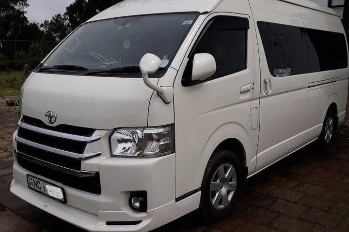 Private Transfer from Hambantota Shangri-La to Colombo Airport — 4–5 Hour Route photo 3