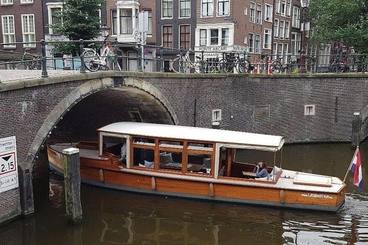 90-Minute Leemstar Electric Canal Cruise in Amsterdam — Small-Group Guided Tour photo 2