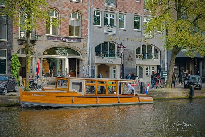90-Minute Leemstar Electric Canal Cruise in Amsterdam — Small-Group Guided Tour photo 5