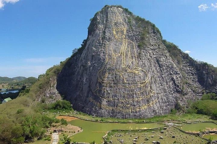 Temples & Cultural Tour Pattaya: Wat Yan, Wihan Sian & Khao Cheejan Highlights photo 3