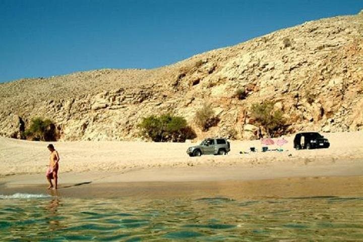 Fujairah East Coast Day Tour: Forts, Mosques, Beaches & Mountain Coast Drive photo 3