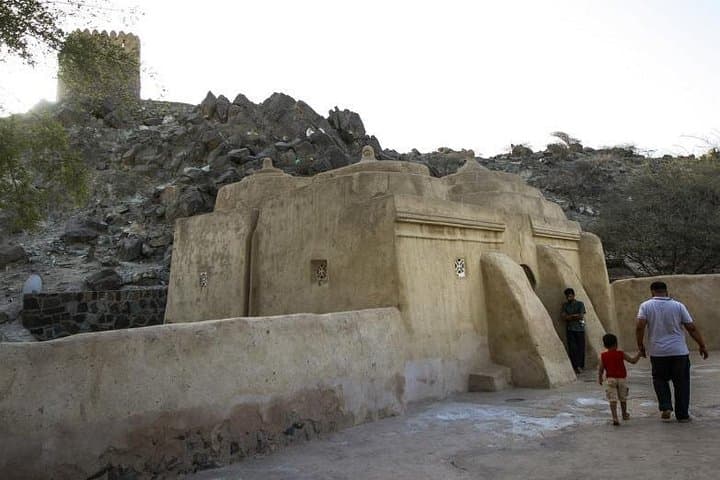 East Coast Fujairah Shore Excursion: Forts, Al Badiyah Mosque & Coastal Villages photo 4