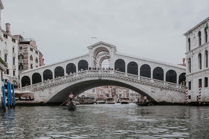 Grand Canal & Murano Shared Boat Tour from Piazzale Roma: 2‑Hour Venice Cruise and Glass Factory Visit photo 2