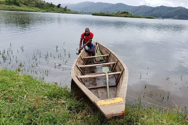 4-Day Rwanda Eco Tour: Rainforests, Twin Lakes & Community Immersion photo 5