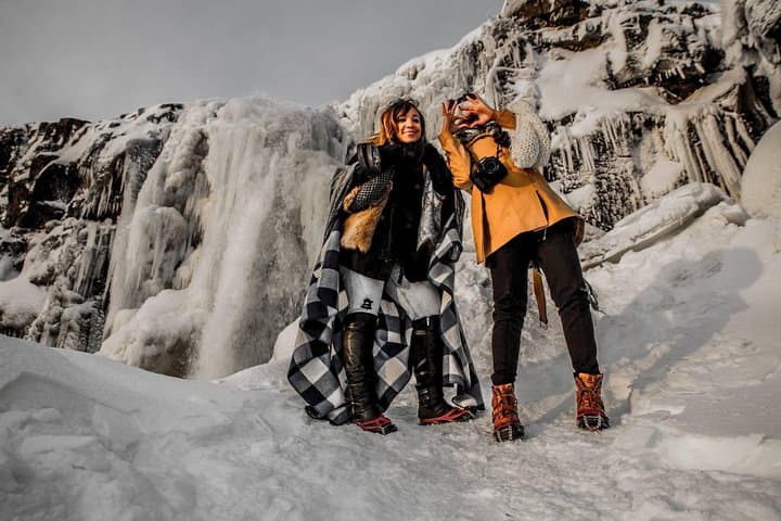 Private Luxury Golden Circle Tour: Gullfoss, Geysir & Þingvellir in One Day