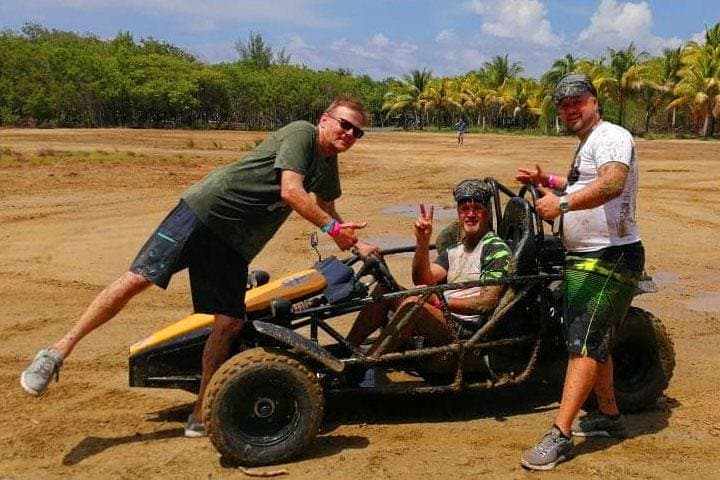 Roatan Buggy Adventure & Snorkel: Interior Buggy Tour, Reef Swim and Beach Pass photo 3