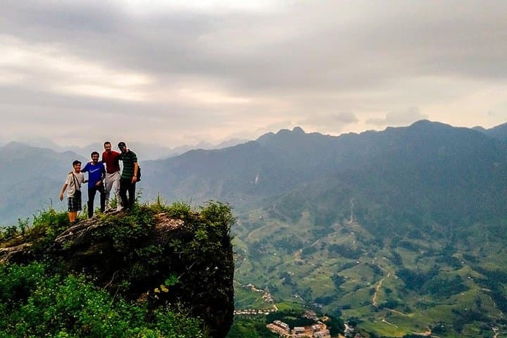 Sapa Rice Terrace Trek: 2-Day Muong Hoa Valley Homestay & Mountain Views photo 1