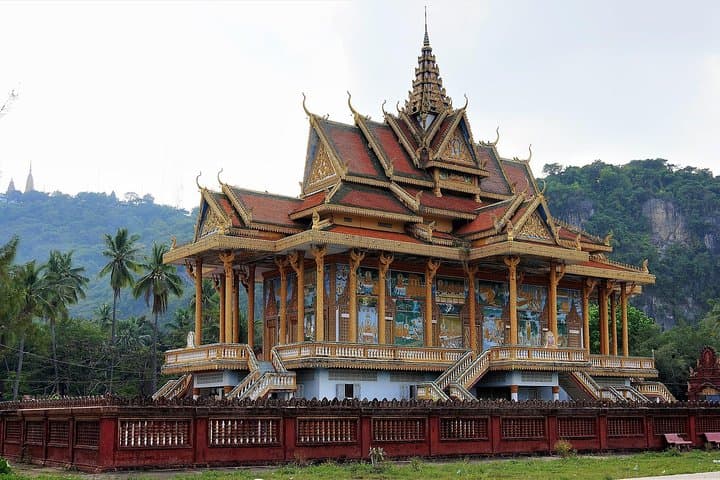Siem Reap to Battambang Private Day Trip: Bamboo Train, Bat Caves & Rural Cambodia photo 3