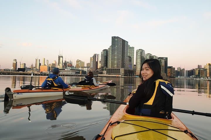 Sunset Kayak Dinner on the Yarra: Melbourne Skyline Paddle photo 4