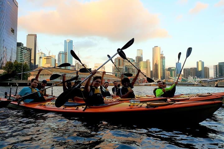 Sunset Kayak Dinner on the Yarra: Melbourne Skyline Paddle photo 5