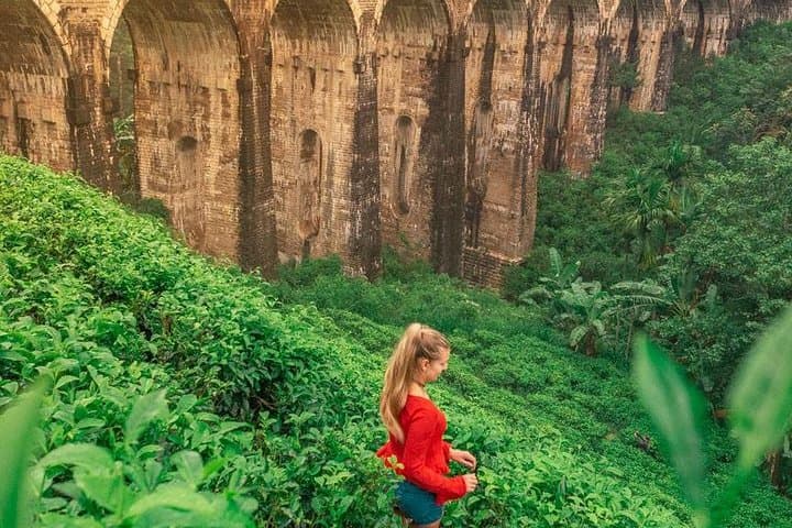 Essential 10 Days Sri Lanka: Kandy to the Southern Coast Cultural & Wildlife Circuit photo 4