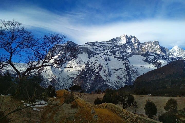 12-Day Everest Base Camp Trek: Lukla to Kala Patthar High-Altitude Journey photo 1
