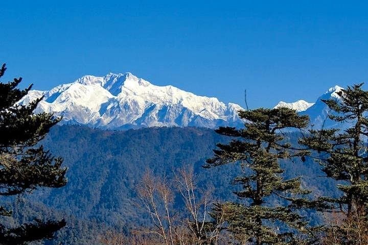 Darjeeling Tonglu Day Trek: Kanchenjunga Vistas & Village Walk