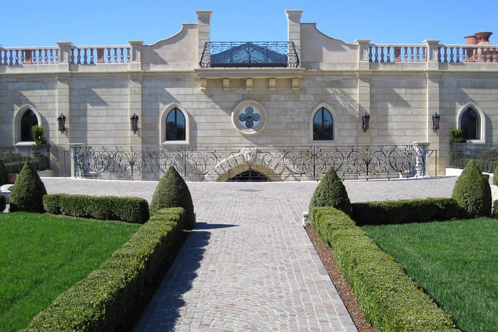 Private Napa Wine Country SUV Tour — 6-Hour Custom Wine-Tasting Experience photo 3