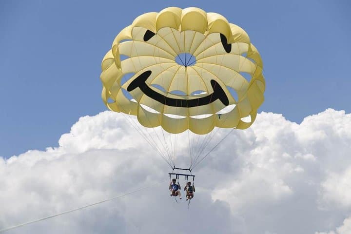 Parasailing Palm Beach: Riviera Beach Ocean Parasail Rides photo 4
