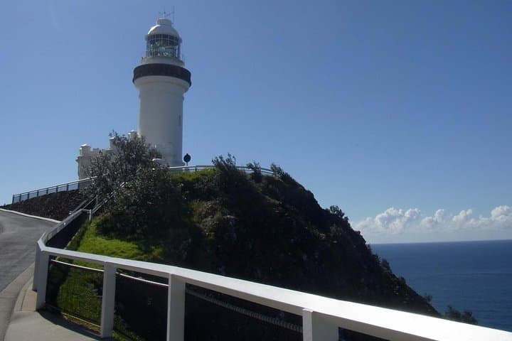 Byron Bay Lighthouse & Hinterland Half-Day: Coastal Views, Farm Visit and Bangalow Lunch