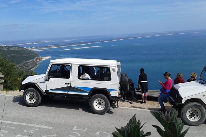Jeep Safari in Arrábida Natural Park: Coastal Views, Caves & Wine Tasting photo 2
