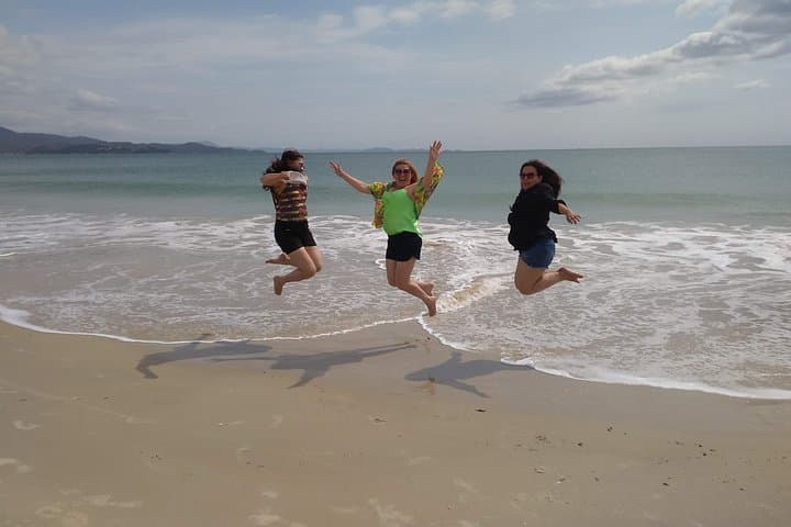 Private North Island Beaches Tour in Florianópolis — Canasvieiras to Sambaqui photo 1