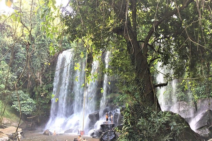 Private Phnom Kulen Uphill Trek: 5km Jungle Hike to Kulen Waterfall & 1000 Shiva Lingas photo 3
