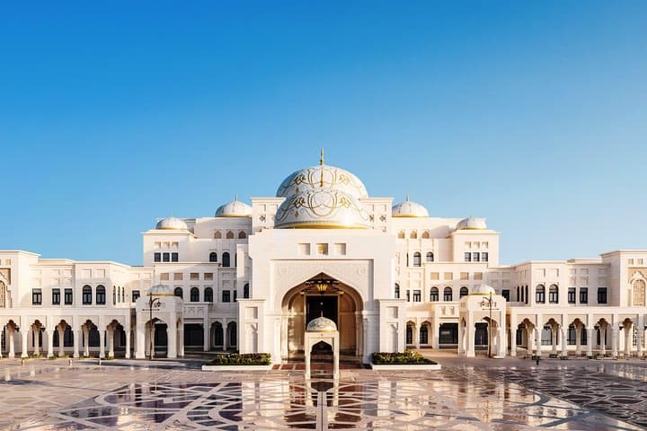 Private Abu Dhabi Full-Day Tour: Sheikh Zayed Grand Mosque & Qasr Al Watan with Lunch photo 1