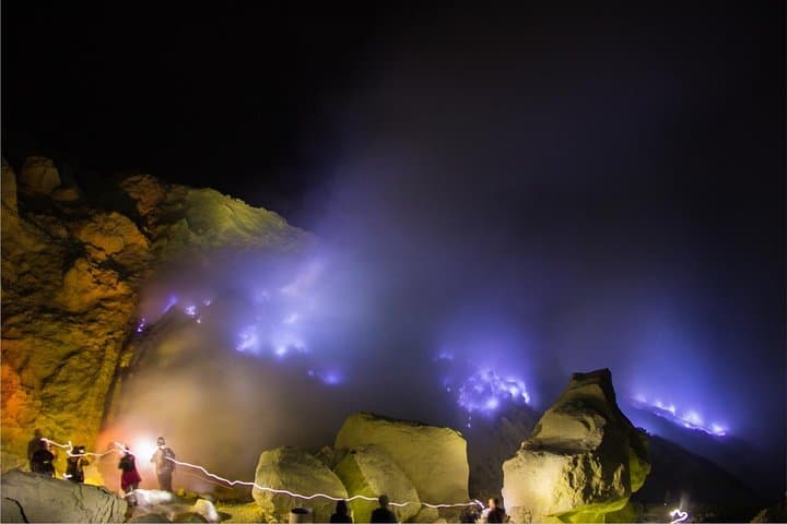 Ijen Blue Flame Hike from Bali: Night Trek to Java’s Fiery Crater