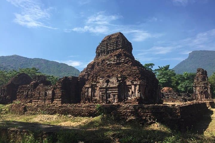 Da Nang Private Day Trip: My Son Sanctuary, Marble Mountains & Lady Buddha