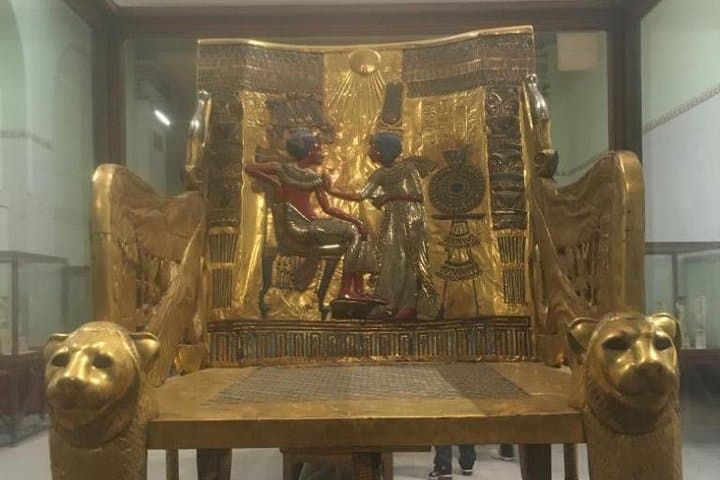 Private Day Trip to Giza Pyramids & Egyptian Museum with Sunset Camel Ride photo 6
